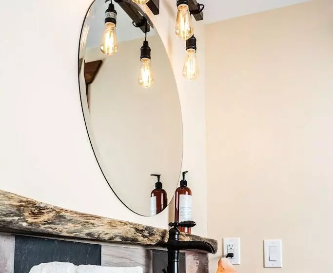 The Horton Hotel And Rooftop Lounge