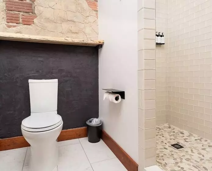 The Horton Hotel And Rooftop Lounge