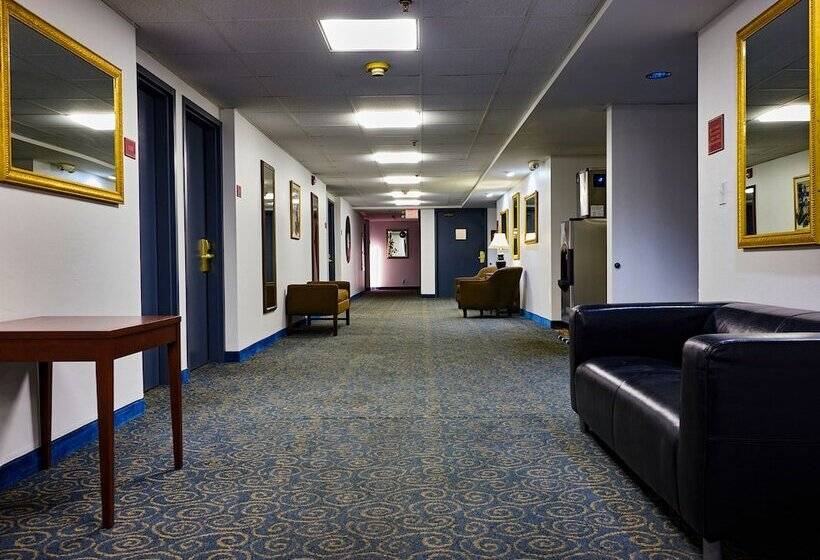 The Mclure Hotel And Conference Center