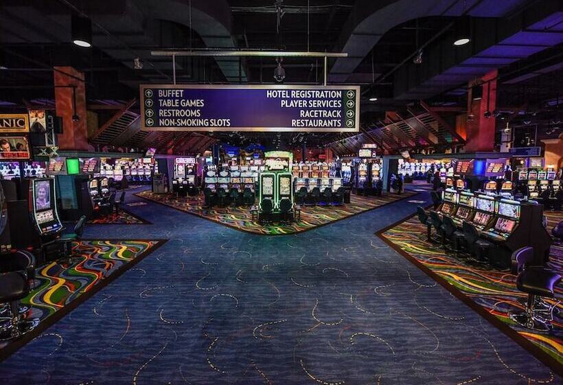 The Mclure Hotel And Conference Center