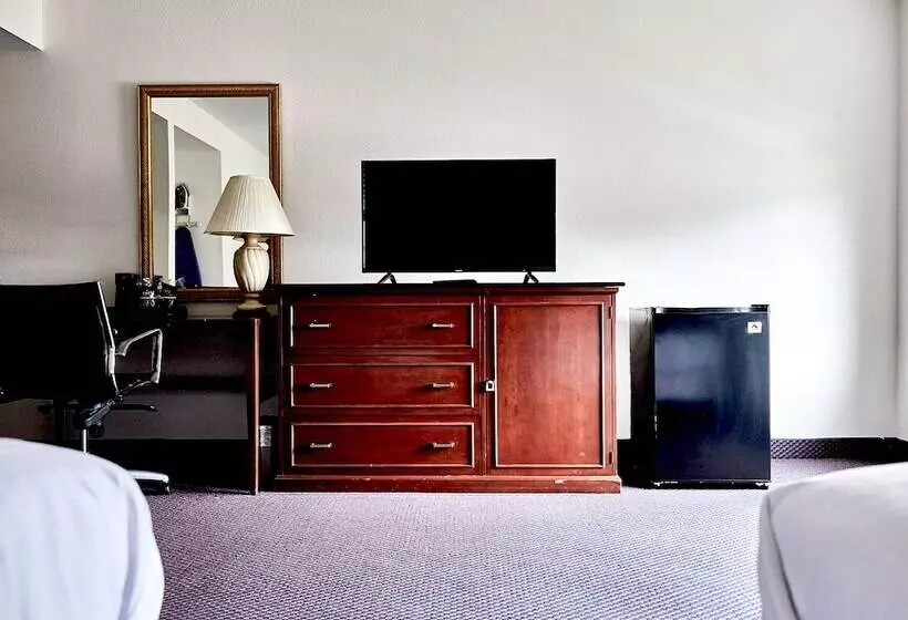 The Mclure Hotel And Conference Center