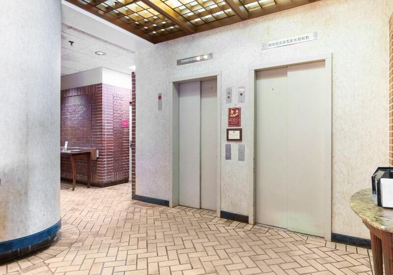 The Mclure Hotel And Conference Center