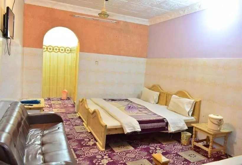 The Rose Palace Hotel & Restaurant