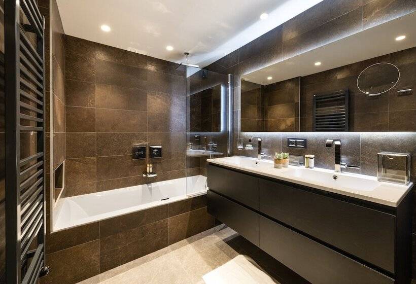 Alaska Lodge By Alpine Resorts