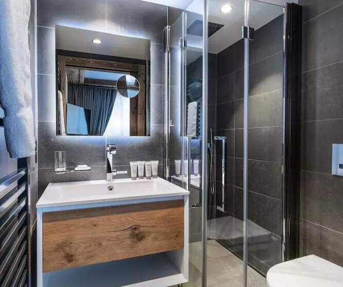 Alaska Lodge By Alpine Resorts