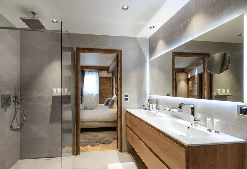 Alaska Lodge By Alpine Resorts