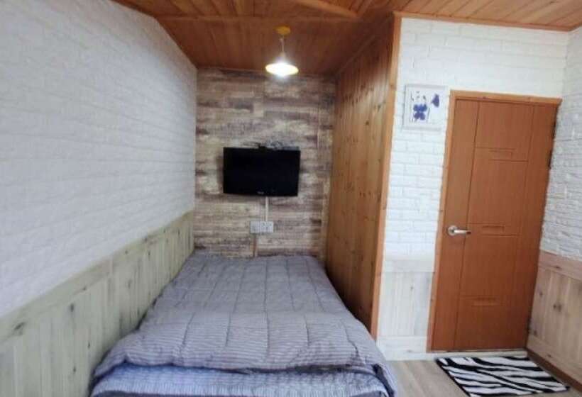 Gangneung Maldives Pension