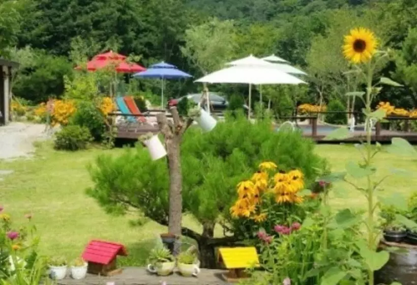 Gangneung W Pension