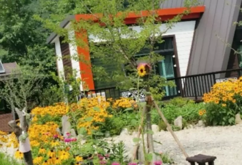 Gangneung W Pension
