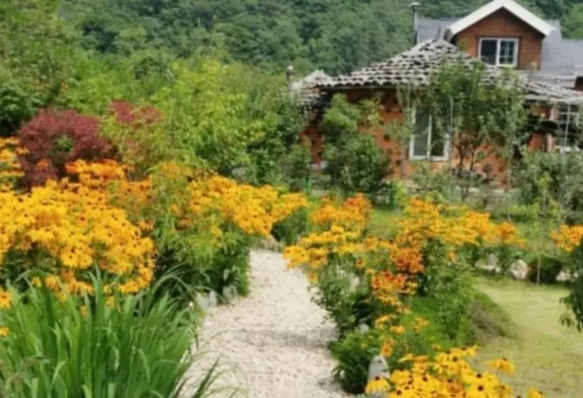 Gangneung W Pension