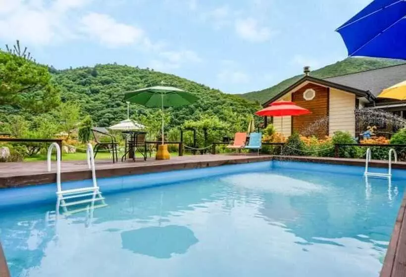 Gangneung W Pension