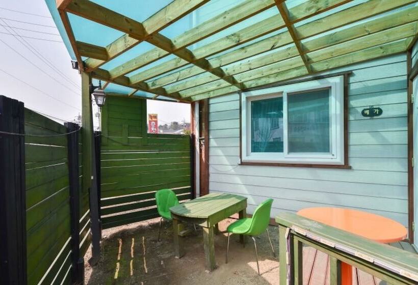 Gapyeong Namiseom Seomnaru Pension