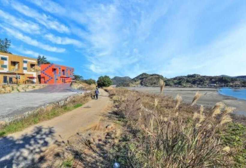 Goheung Hue Shangrila Pension