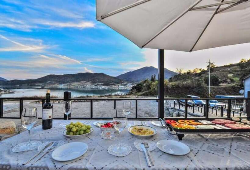 Goheung Hue Shangrila Pension