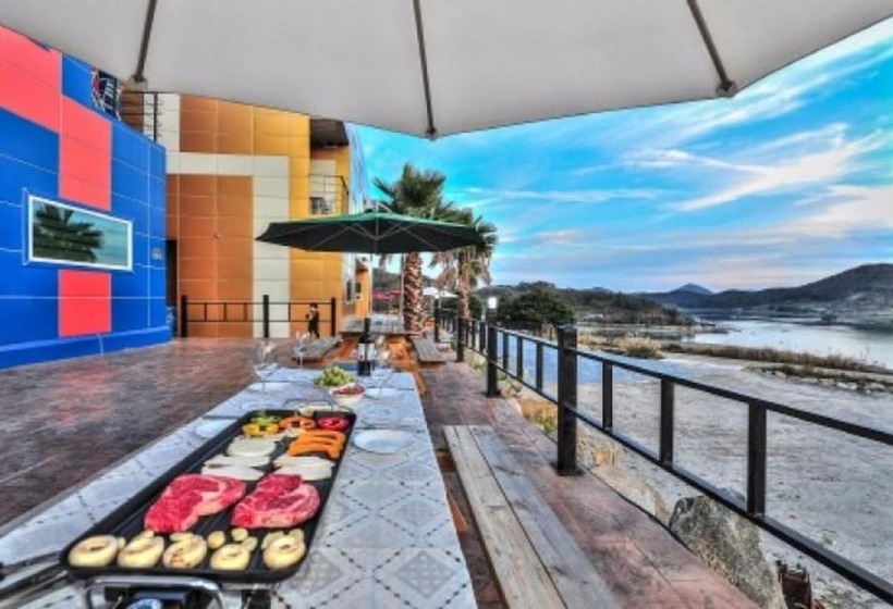 Goheung Hue Shangrila Pension