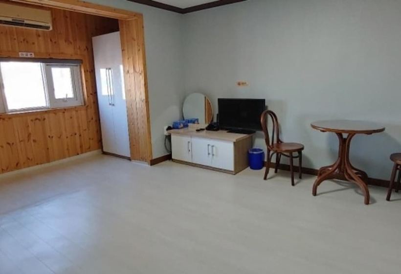 Goseong Jaeil Pension