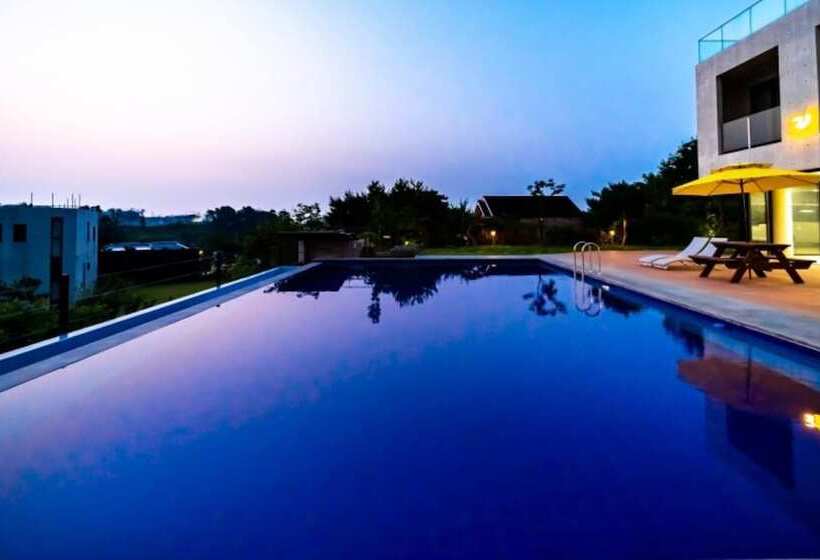 Goseong Morning View Pension