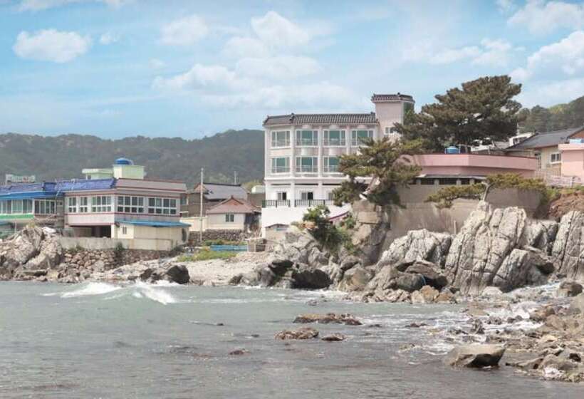 Gyeongju Marimo Pension