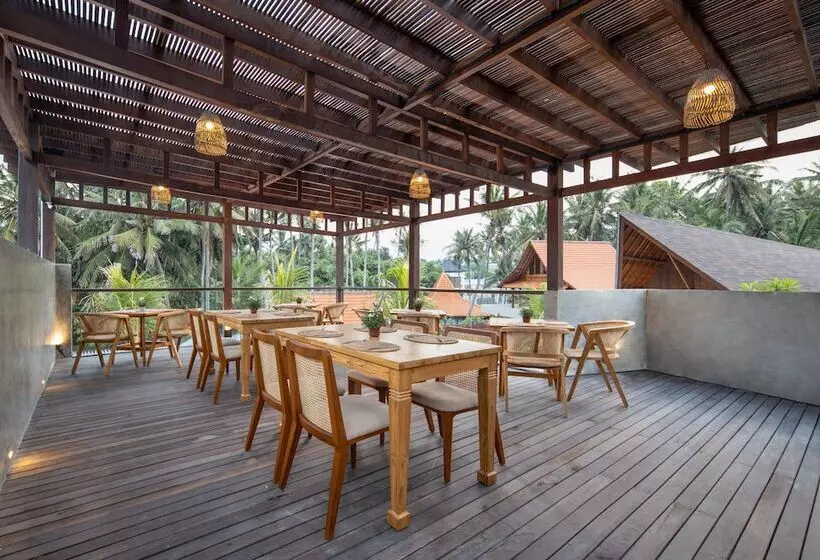 Hotelli Agrapana Beach Villa