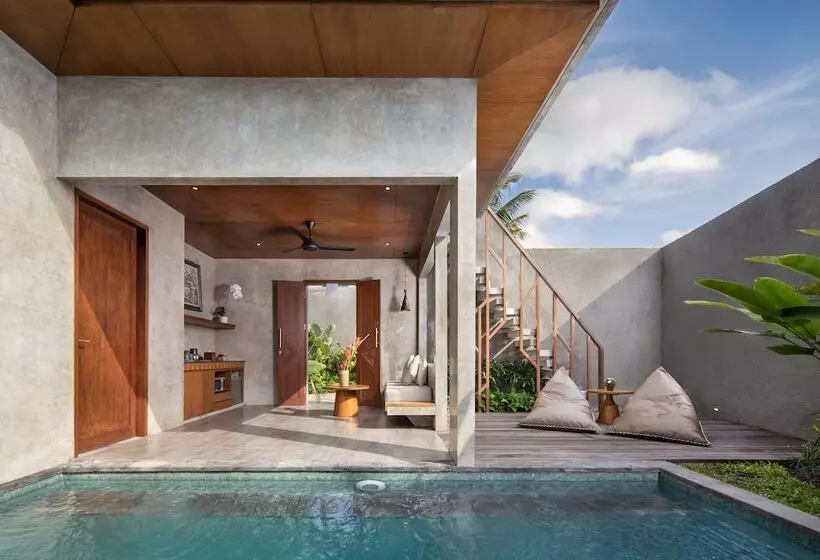 Hotelli Agrapana Beach Villa