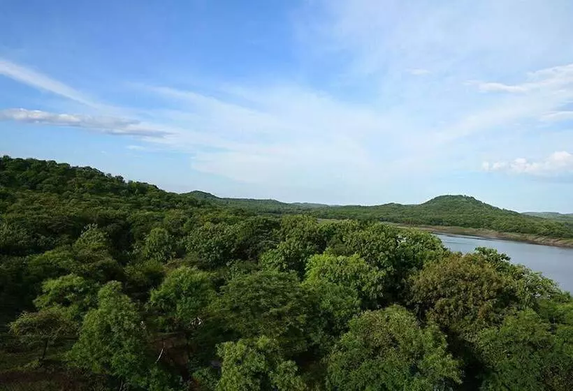 ホテル Aramness Gir National Park