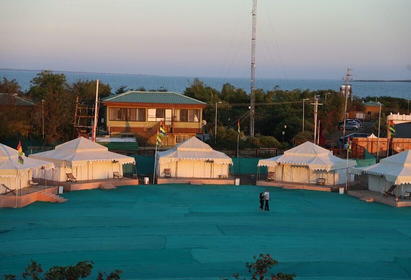 酒店 Hanuwantiya Tent City Jal Mahotsav