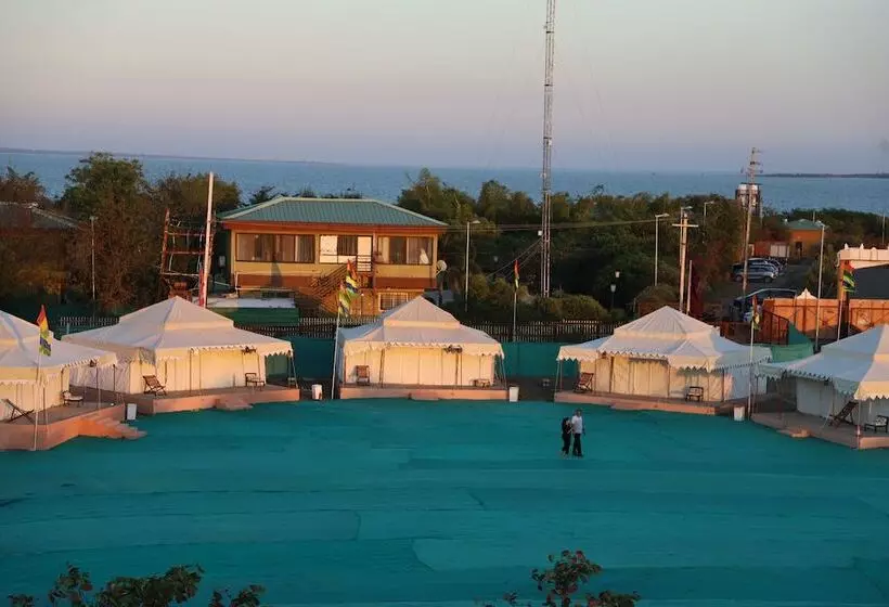 Hotelli Hanuwantiya Tent City Jal Mahotsav