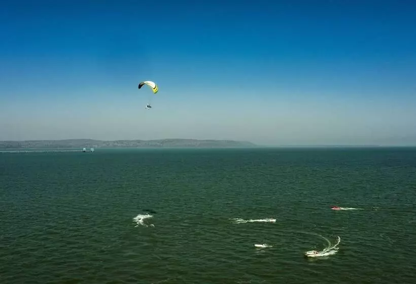 Hotelli Hanuwantiya Tent City Jal Mahotsav