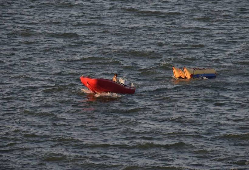 酒店 Hanuwantiya Tent City Jal Mahotsav