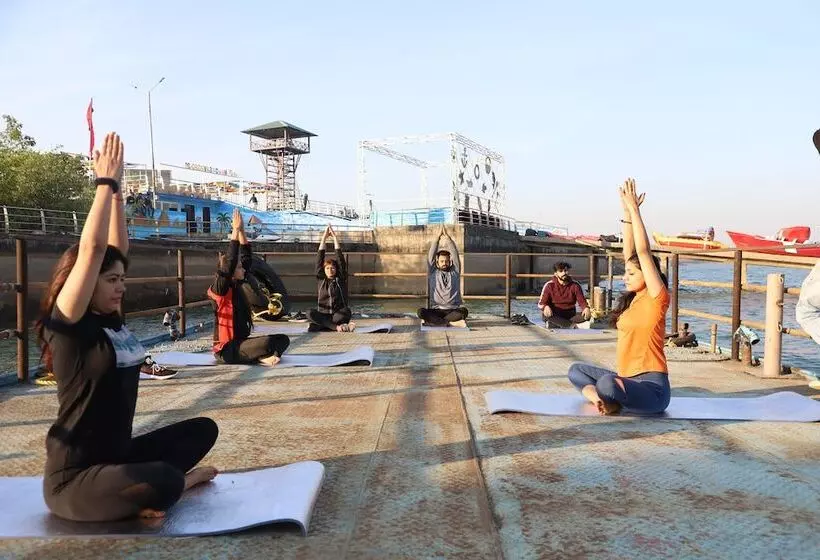 Hotelli Hanuwantiya Tent City Jal Mahotsav