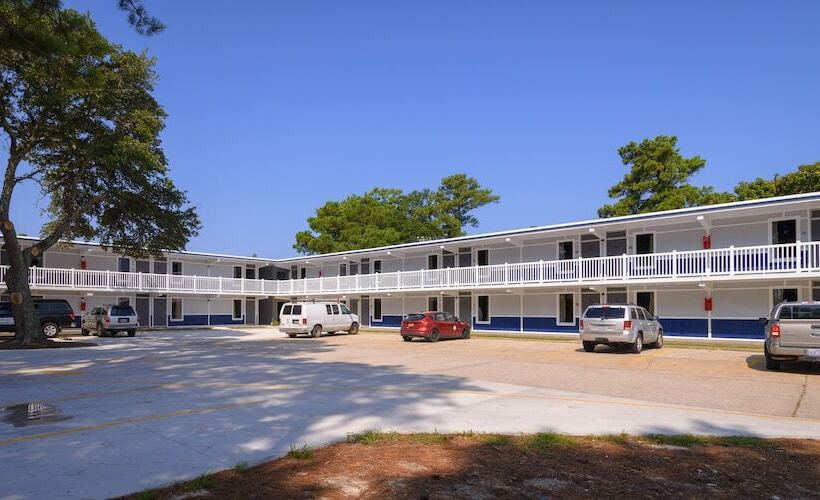 בית מלון כפרי Heart Of Manteo Motor Lodge