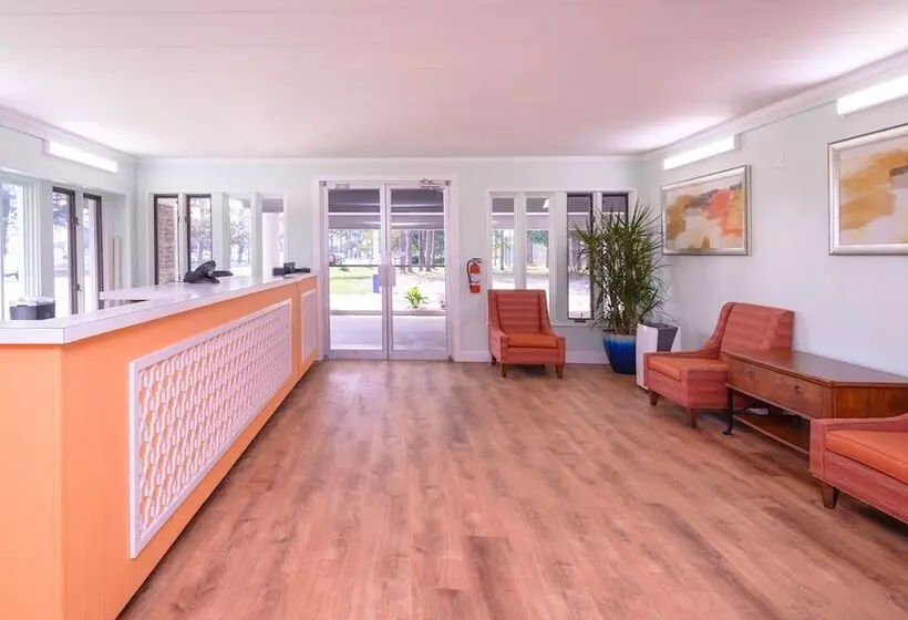 Hotelli Heart Of Manteo Motor Lodge