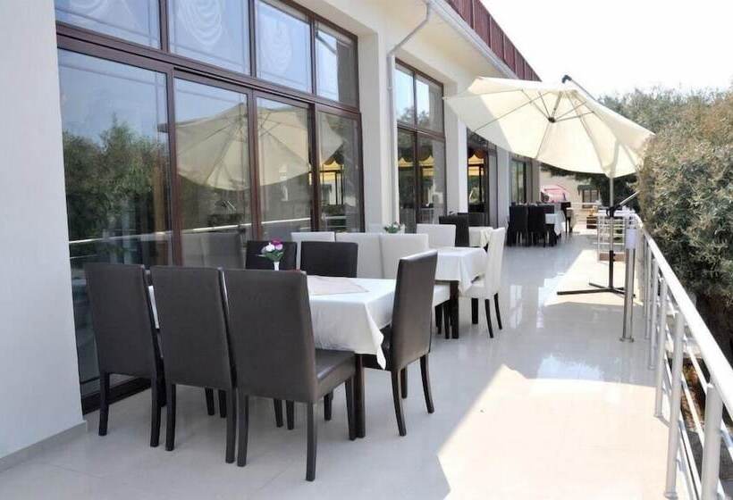 هتل Olive Paradise Holiday Village