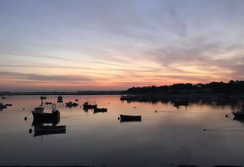 Hotelli The Boathouse, Felixstowe Ferry