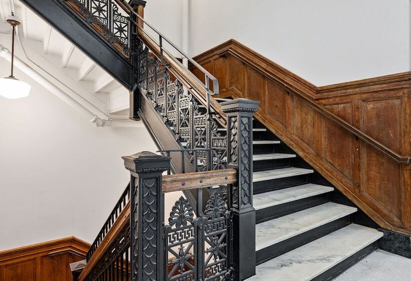 فندق The Maverick By Kasa