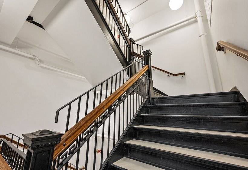 فندق The Maverick By Kasa