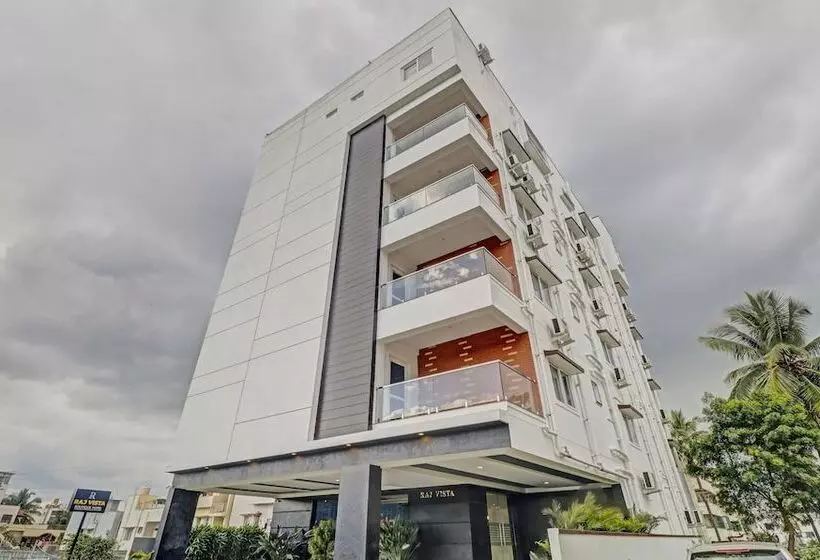 هتل Treebo Premium Raj Vista Global Village