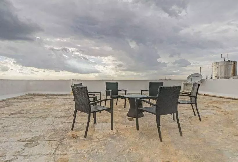 هتل Treebo Premium Raj Vista Global Village