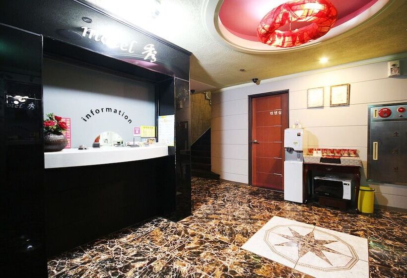 מוטל Changwon Sangnamdong Soo