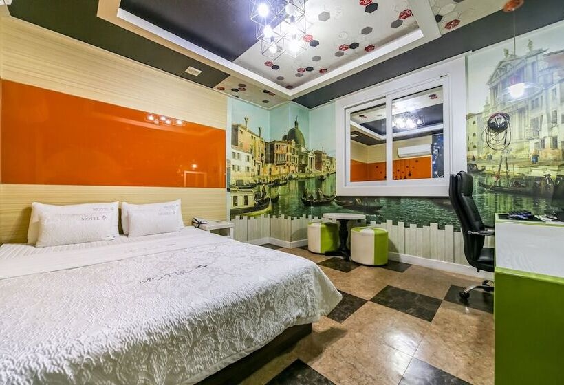 מוטל Changwon Sangnamdong Soo