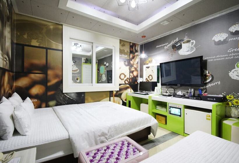 מוטל Changwon Sangnamdong Soo