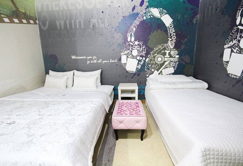 מוטל Changwon Sangnamdong Soo