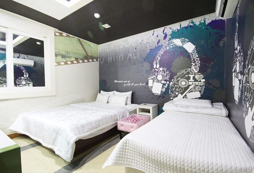 מוטל Changwon Sangnamdong Soo