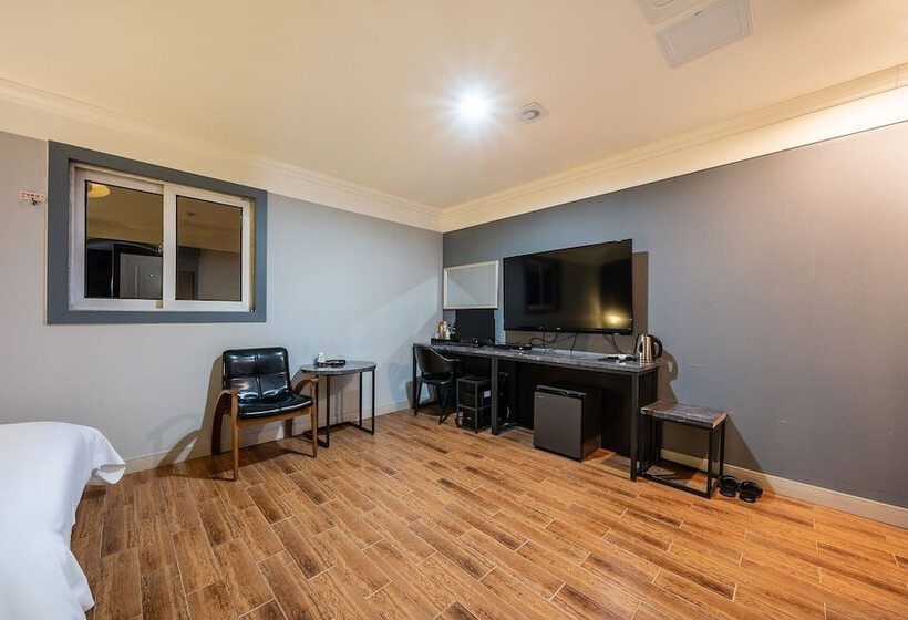 汽车旅馆 Suwon A1