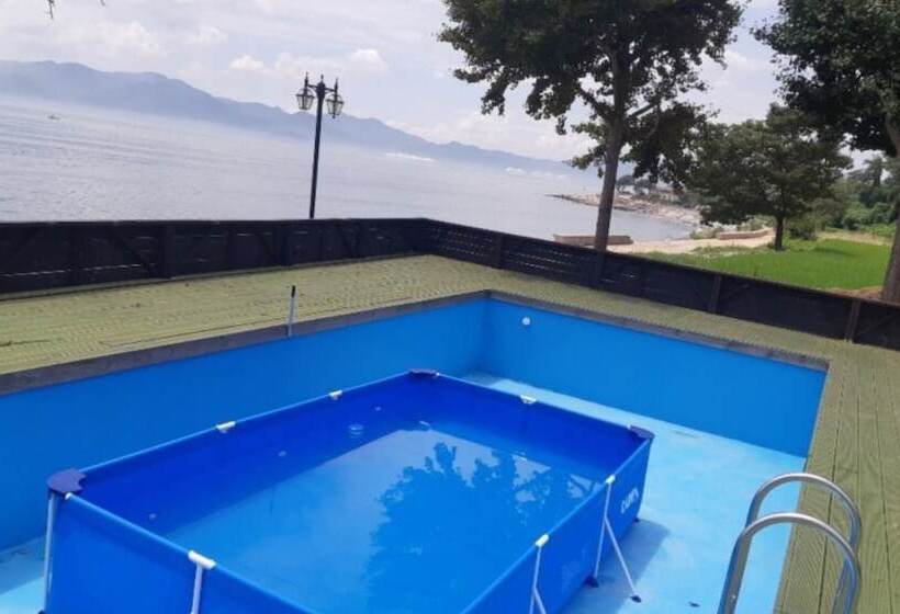 Namhae Zen House Pension