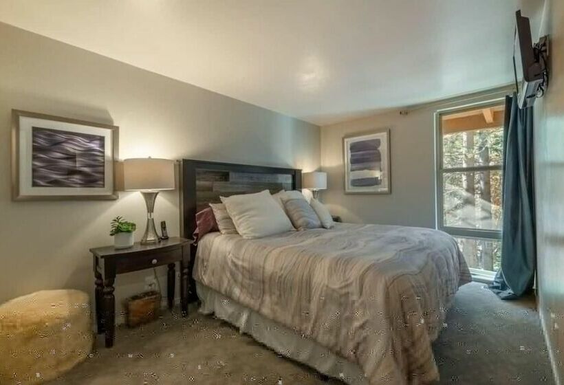 North Lake Blvd Criterion 3 Pinegrove