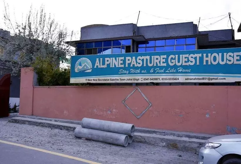 پانسیون Alpine Pasture Guest House Gilgit