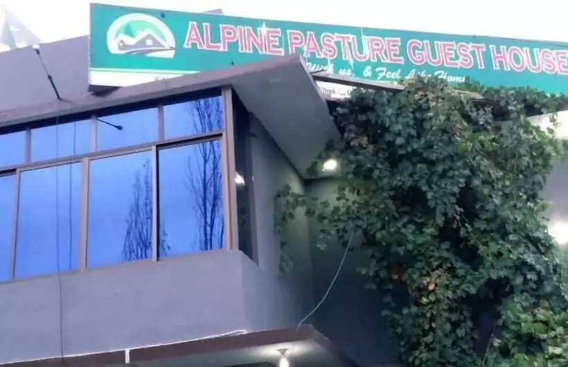 پانسیون Alpine Pasture Guest House Gilgit