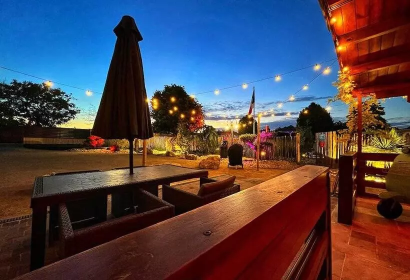 Majatalo Le Petit Champigny