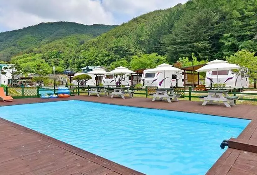ペンション Muju The Haru Pool Villa